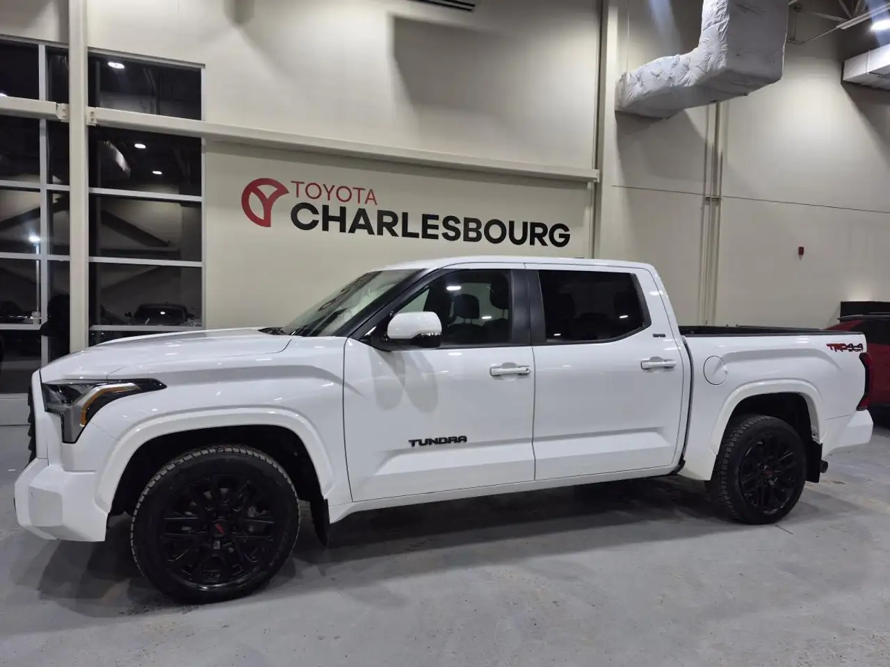 Toyota Tundra снимка Toyota Tundra