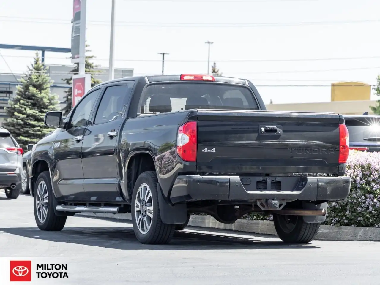Toyota Tundra photo Toyota Tundra