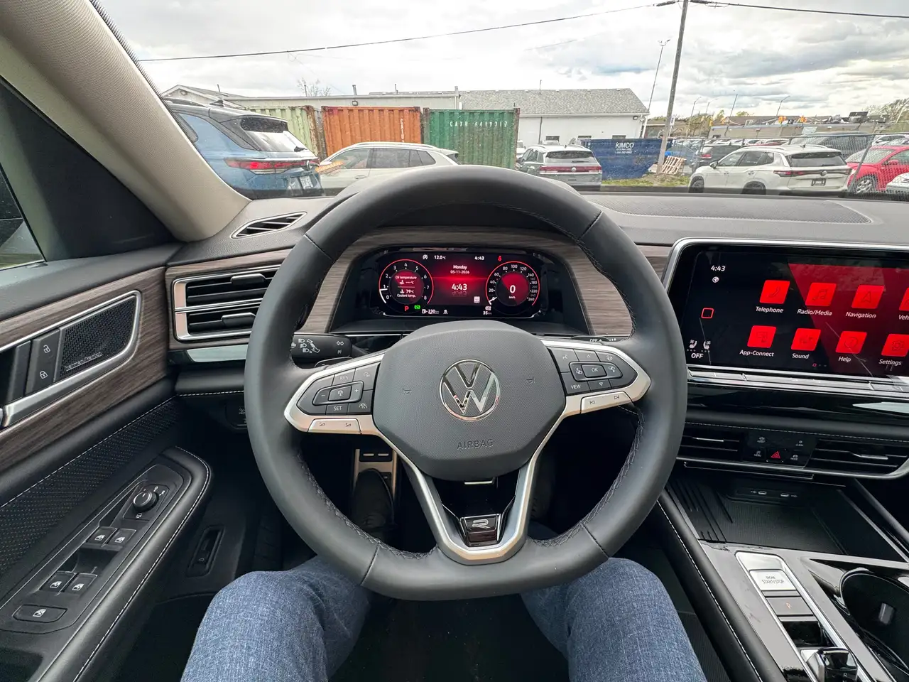Volkswagen Atlas снимка Volkswagen Atlas