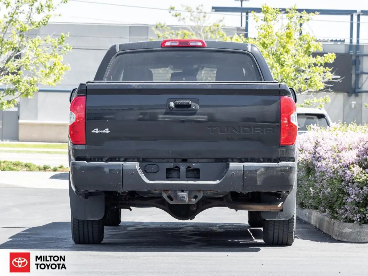 Toyota Tundra photo Toyota Tundra