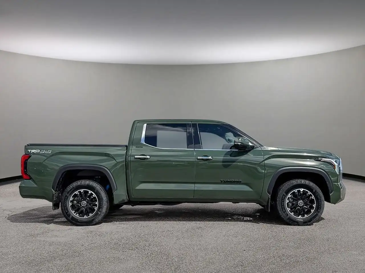 Toyota Tundra снимка Toyota Tundra