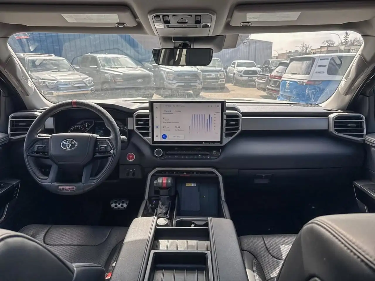 Toyota Tundra снимка Toyota Tundra