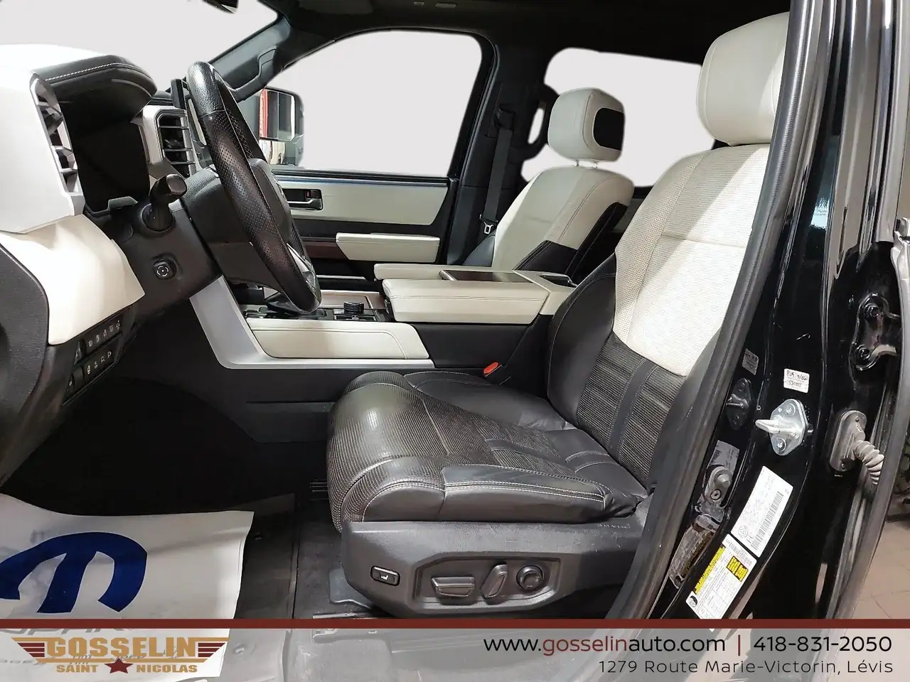 Toyota Tundra снимка Toyota Tundra