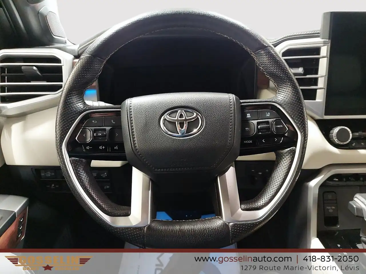 Toyota Tundra снимка Toyota Tundra