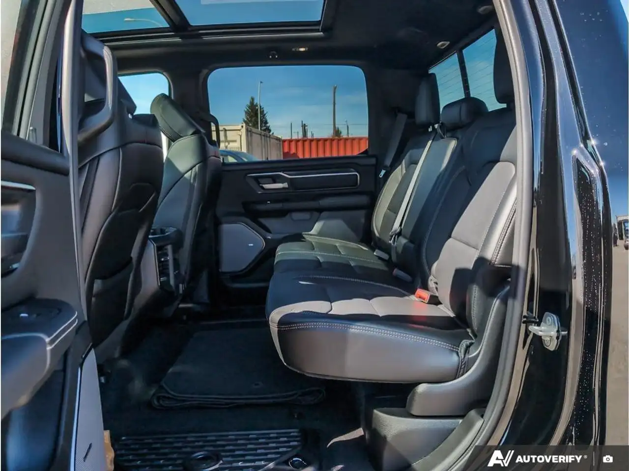 RAM 1500 fotografie RAM 1500