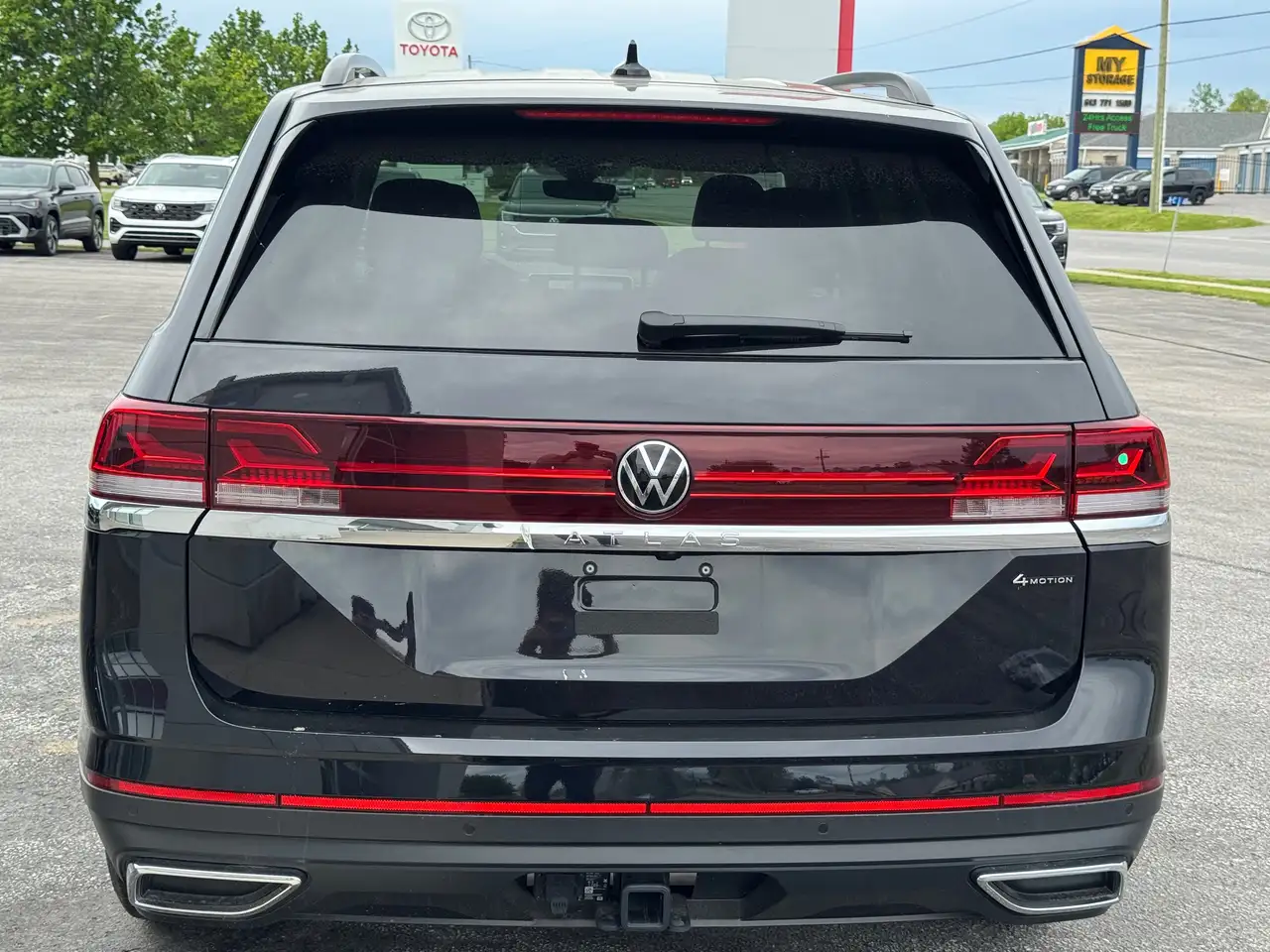 Volkswagen Atlas снимка Volkswagen Atlas