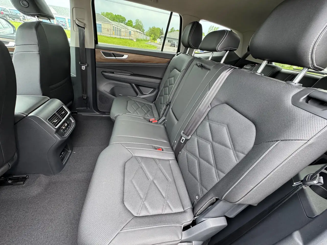 Volkswagen Atlas снимка Volkswagen Atlas