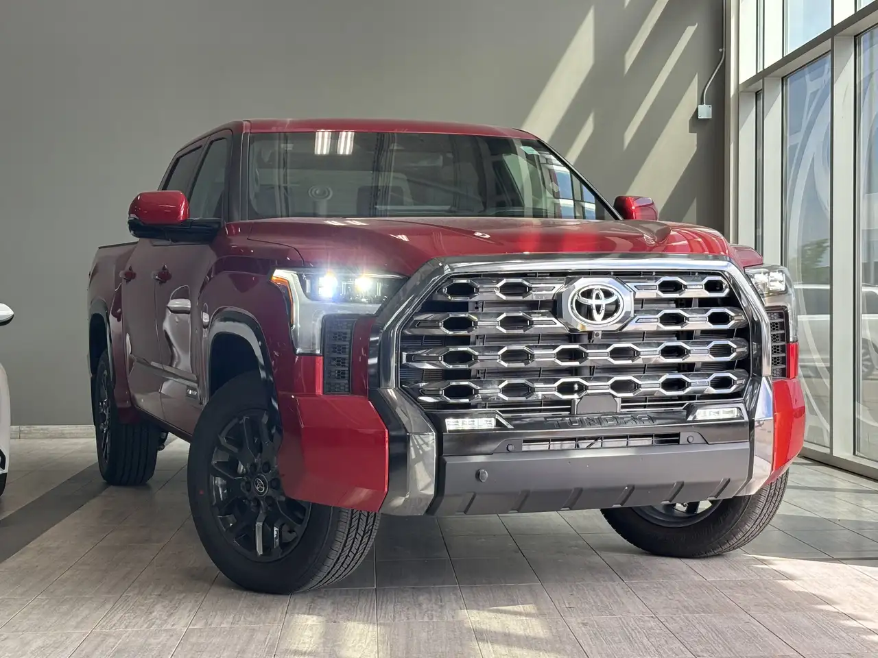 Toyota Tundra снимка Toyota Tundra
