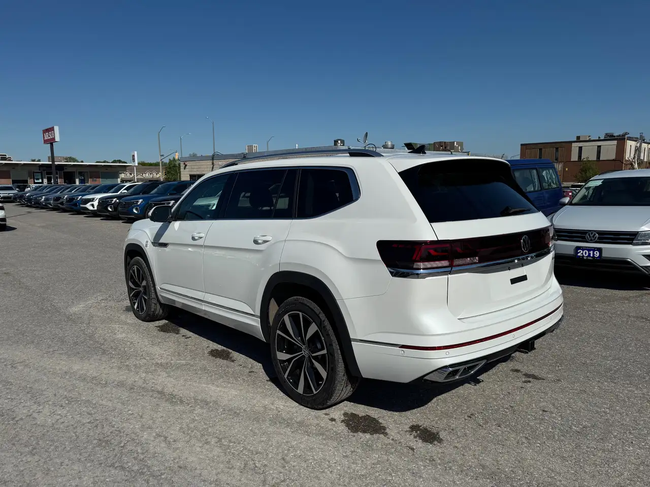 Volkswagen Atlas снимка Volkswagen Atlas