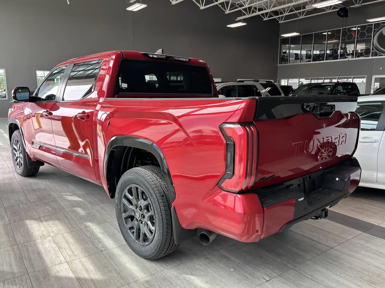 Toyota Tundra снимка Toyota Tundra