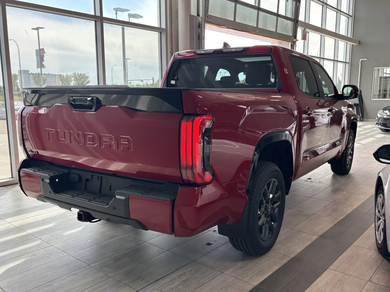 Toyota Tundra снимка Toyota Tundra
