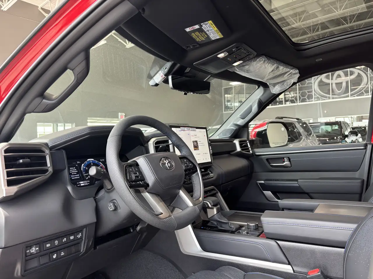 Toyota Tundra снимка Toyota Tundra