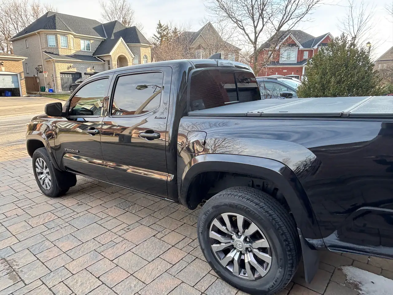 Toyota Tacoma снимка Toyota Tacoma