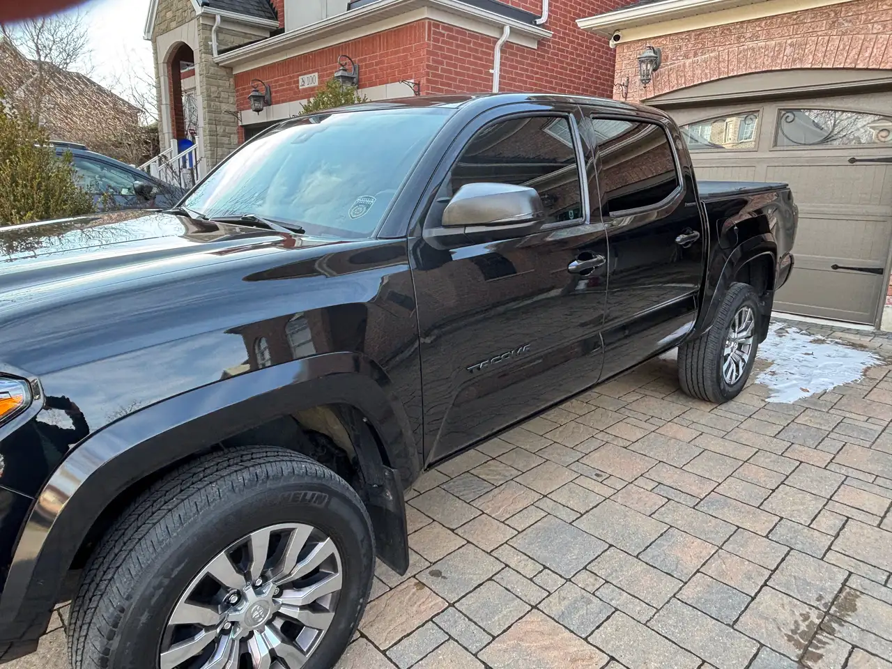 Toyota Tacoma снимка Toyota Tacoma
