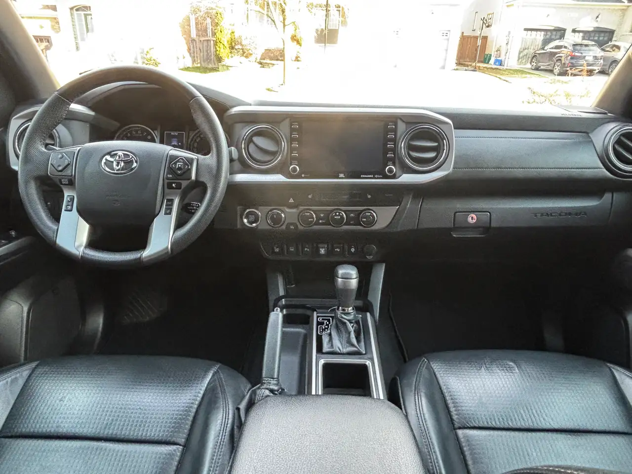 Toyota Tacoma снимка Toyota Tacoma