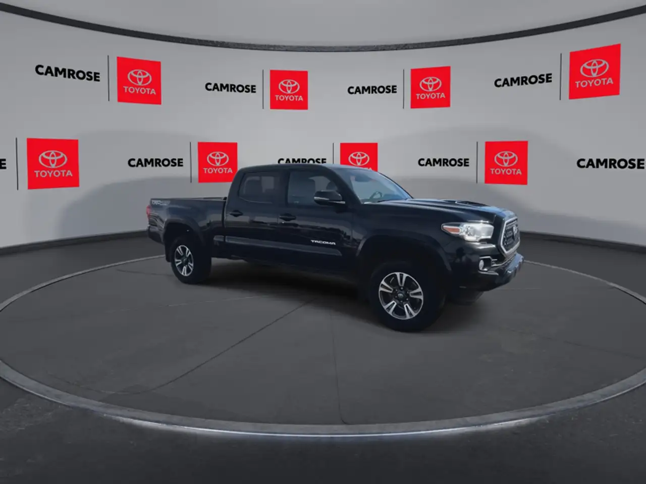 Toyota Tacoma снимка Toyota Tacoma