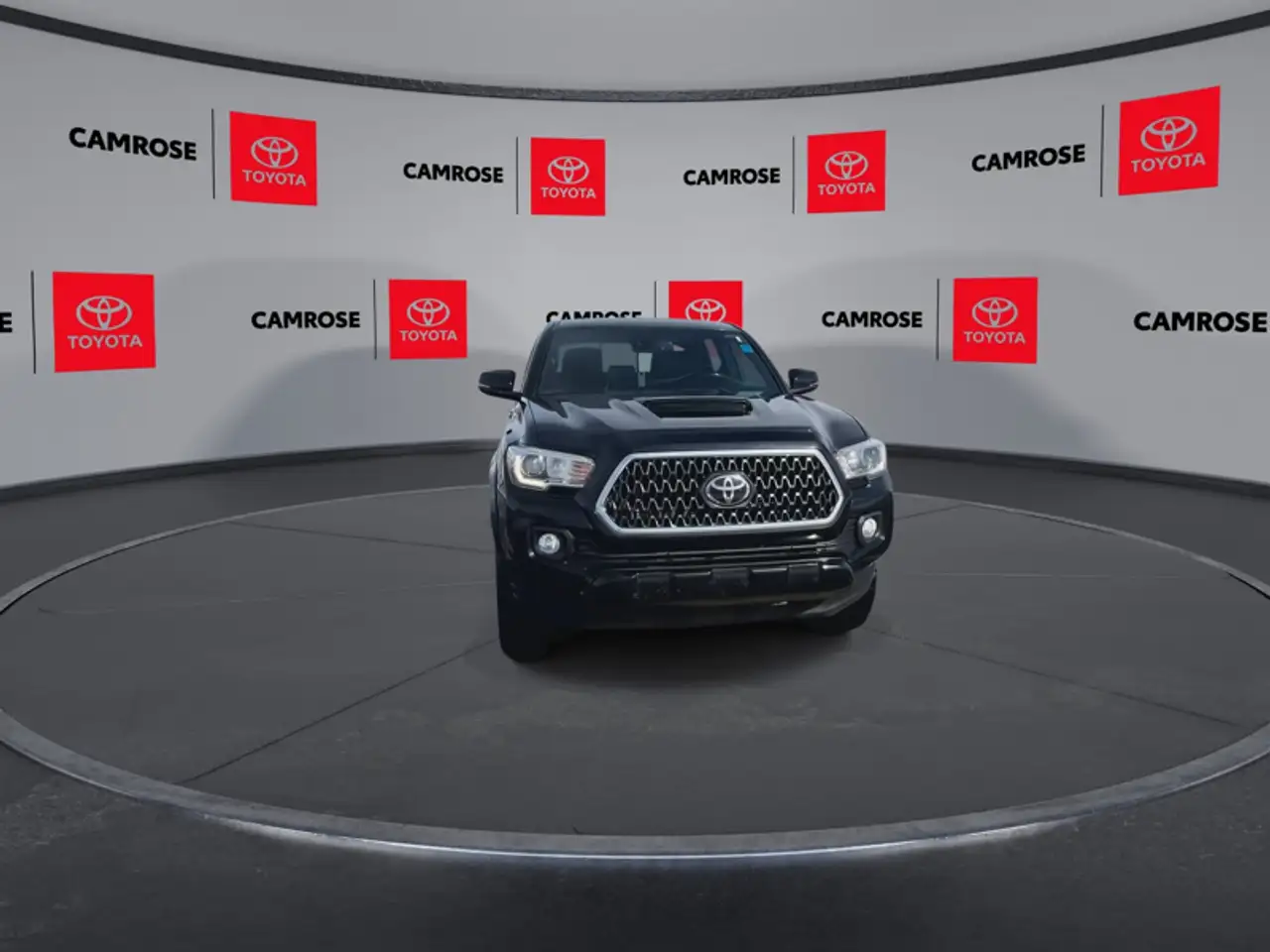 Toyota Tacoma снимка Toyota Tacoma