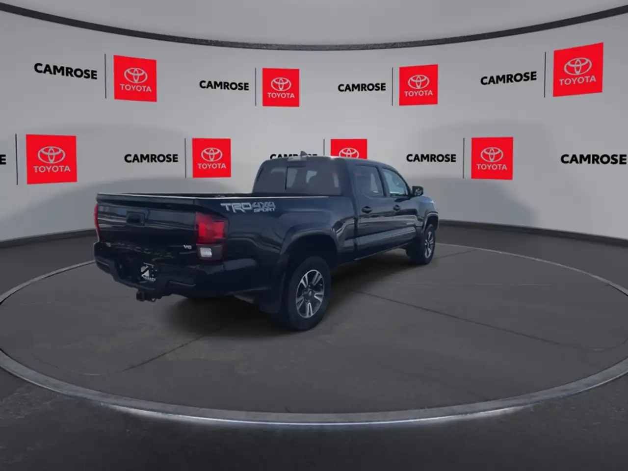 Toyota Tacoma снимка Toyota Tacoma