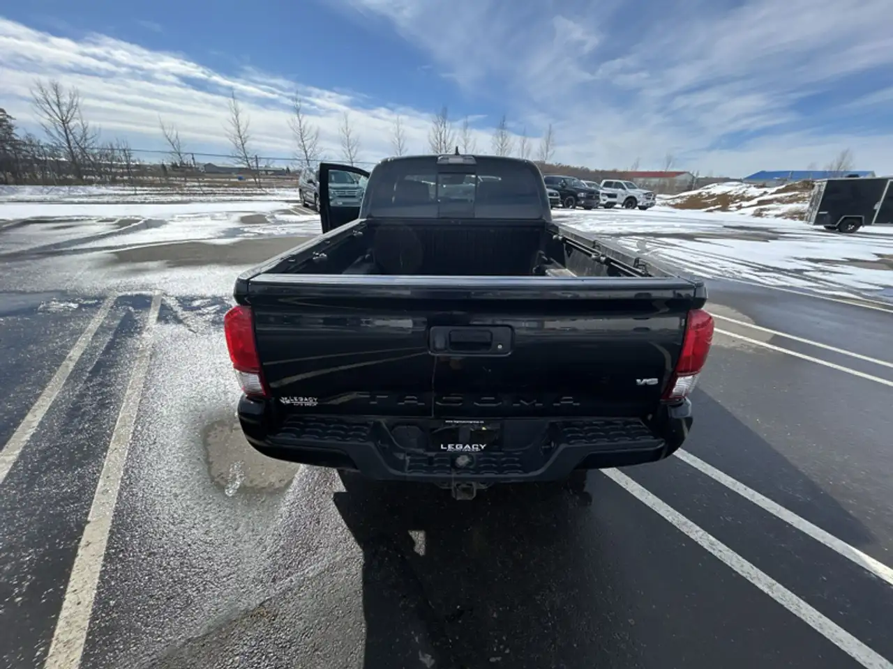 Toyota Tacoma снимка Toyota Tacoma