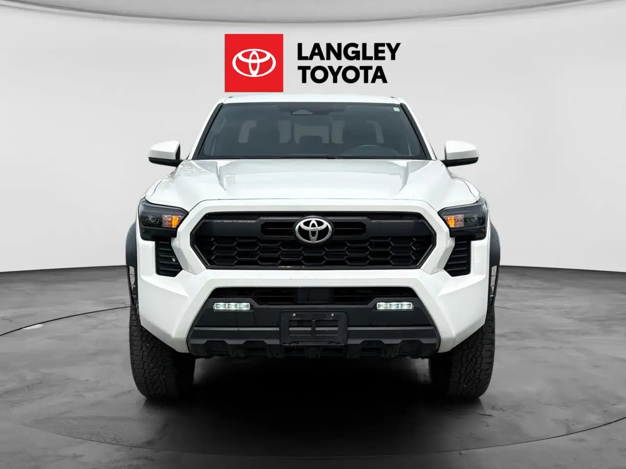 Toyota Tacoma снимка Toyota Tacoma