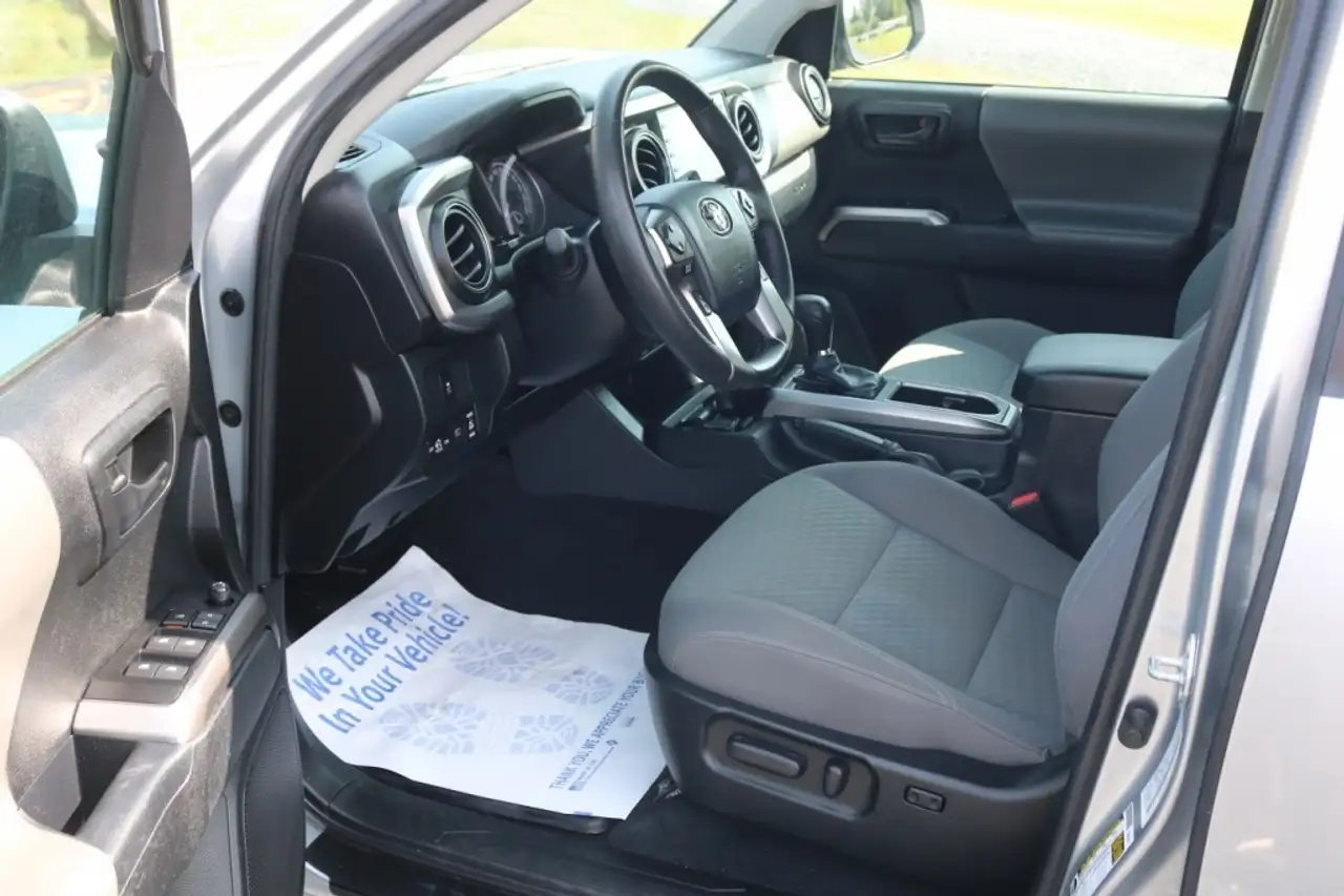 Toyota Tacoma снимка Toyota Tacoma
