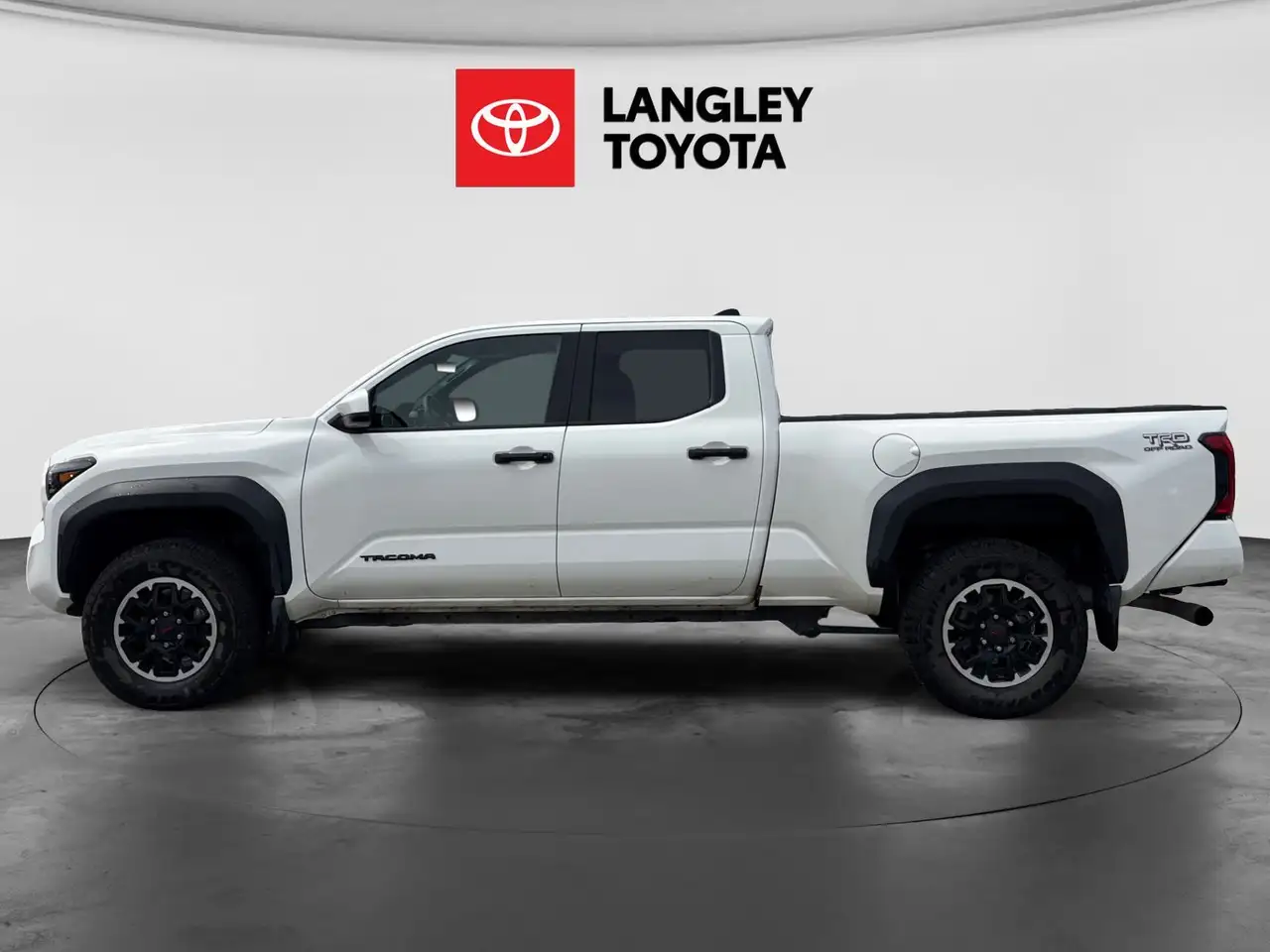Toyota Tacoma снимка Toyota Tacoma