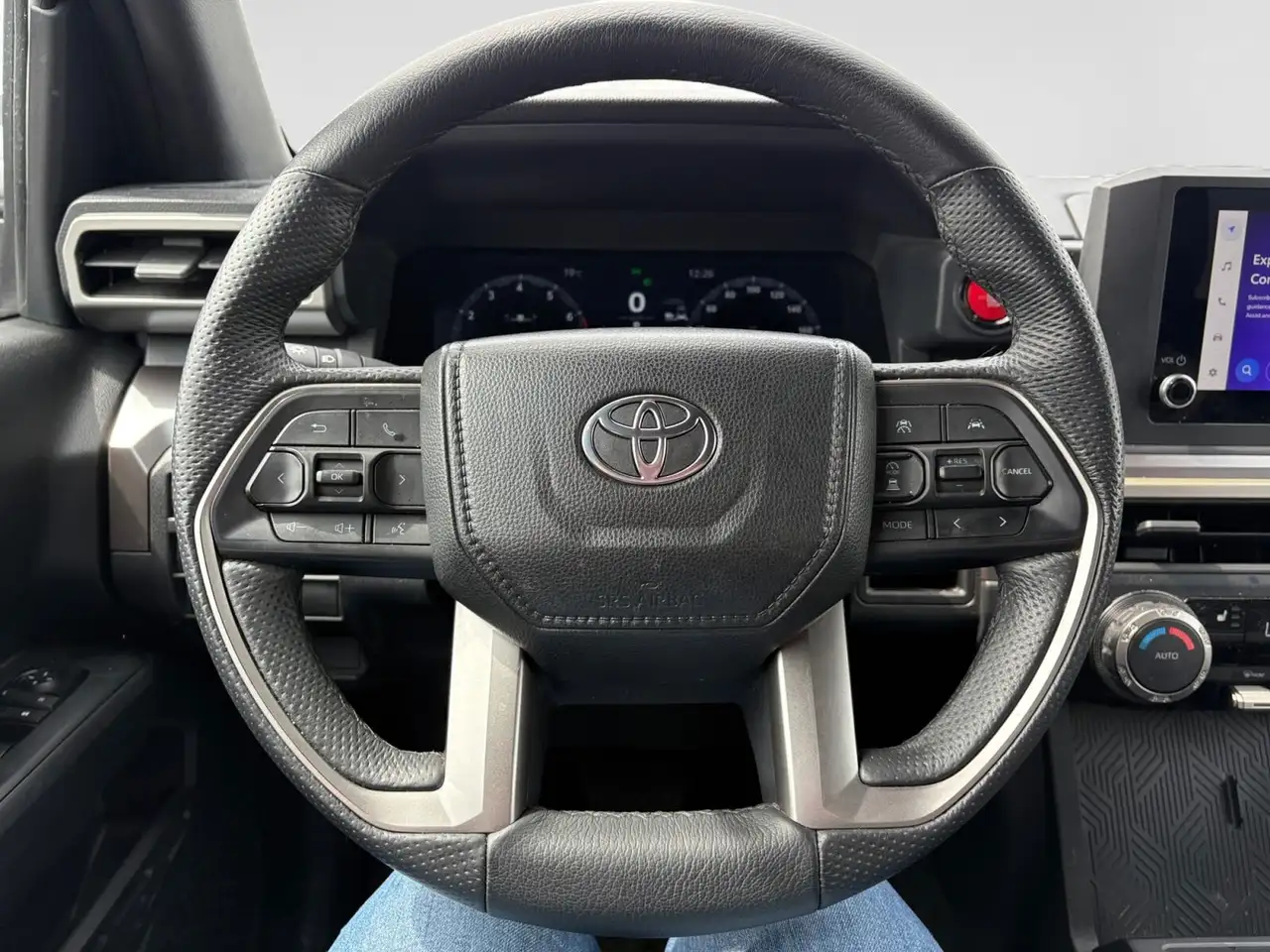 Toyota Tacoma снимка Toyota Tacoma