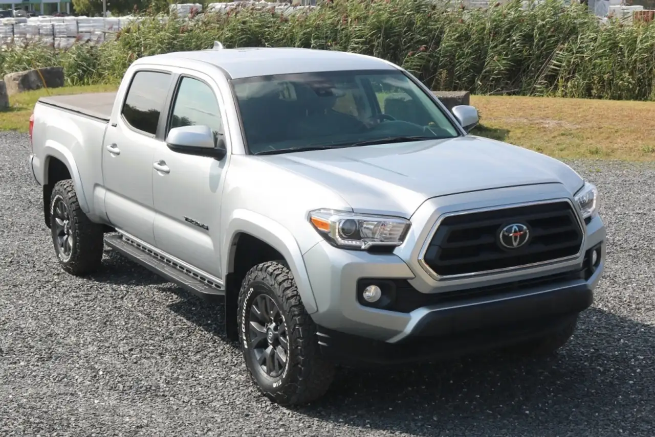 Toyota Tacoma снимка Toyota Tacoma