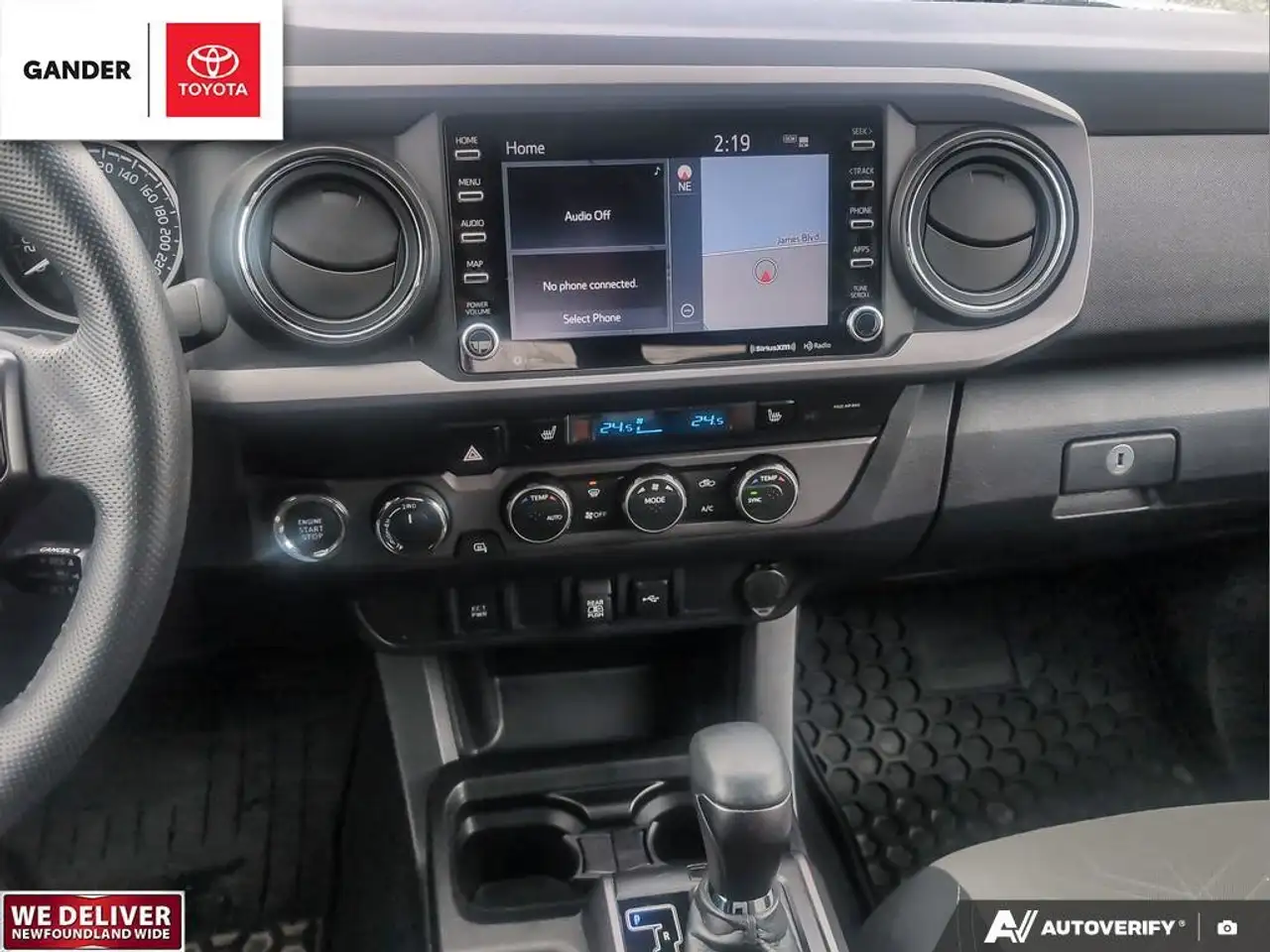 Toyota Tacoma снимка Toyota Tacoma