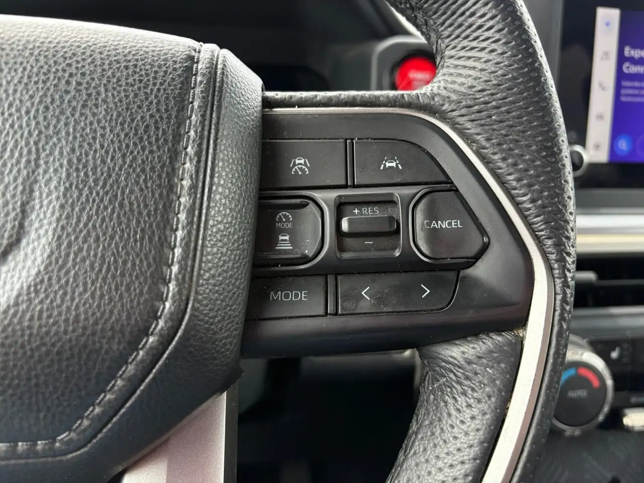 Toyota Tacoma снимка Toyota Tacoma