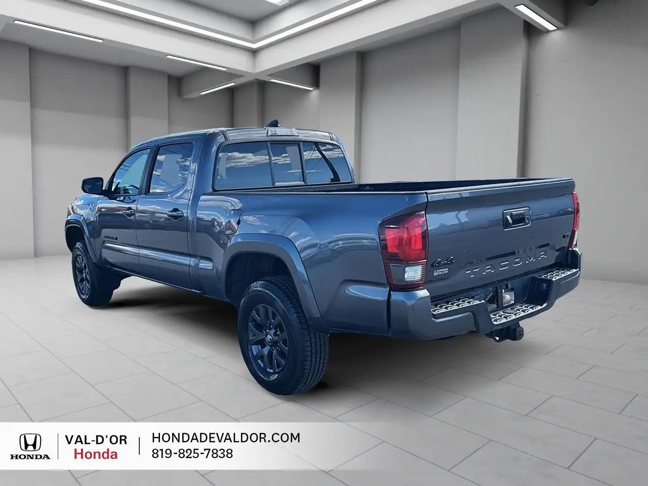 Toyota Tacoma снимка Toyota Tacoma