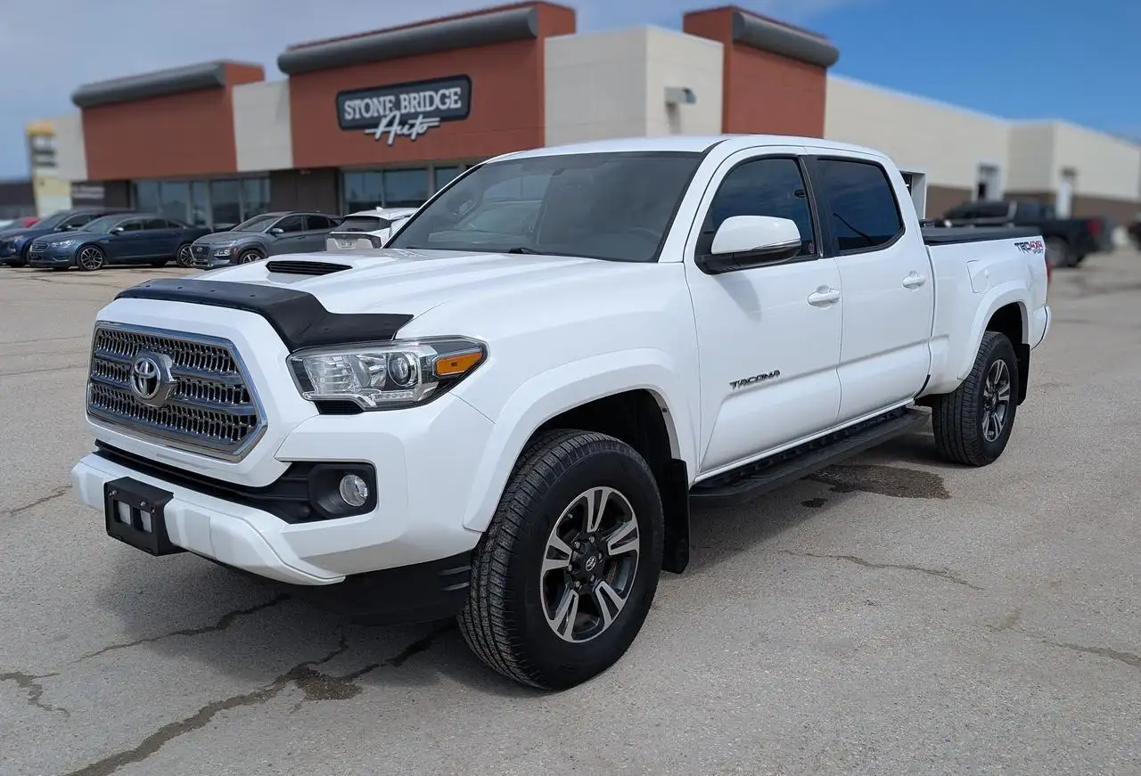Toyota Tacoma снимка Toyota Tacoma