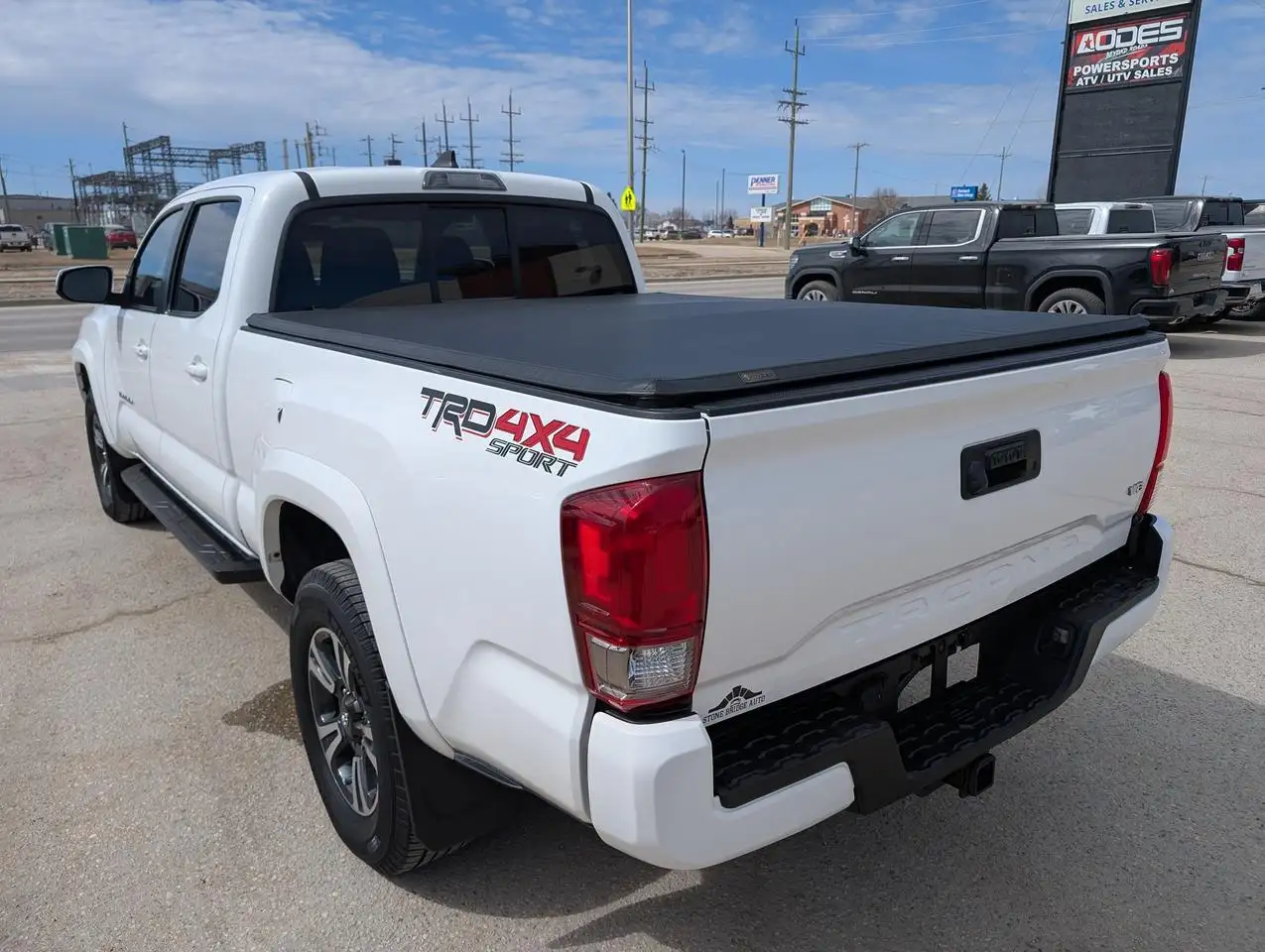 Toyota Tacoma снимка Toyota Tacoma