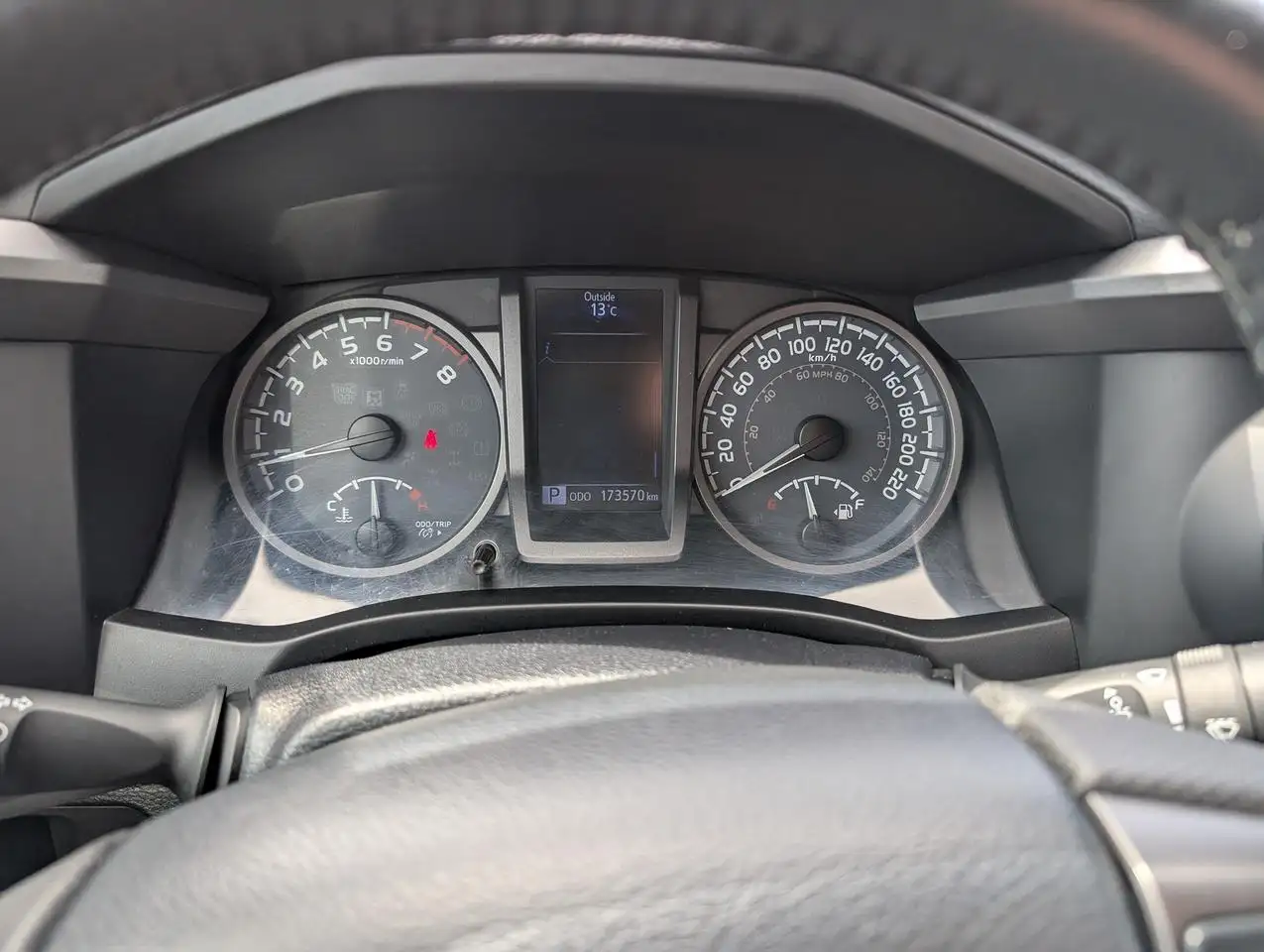 Toyota Tacoma снимка Toyota Tacoma