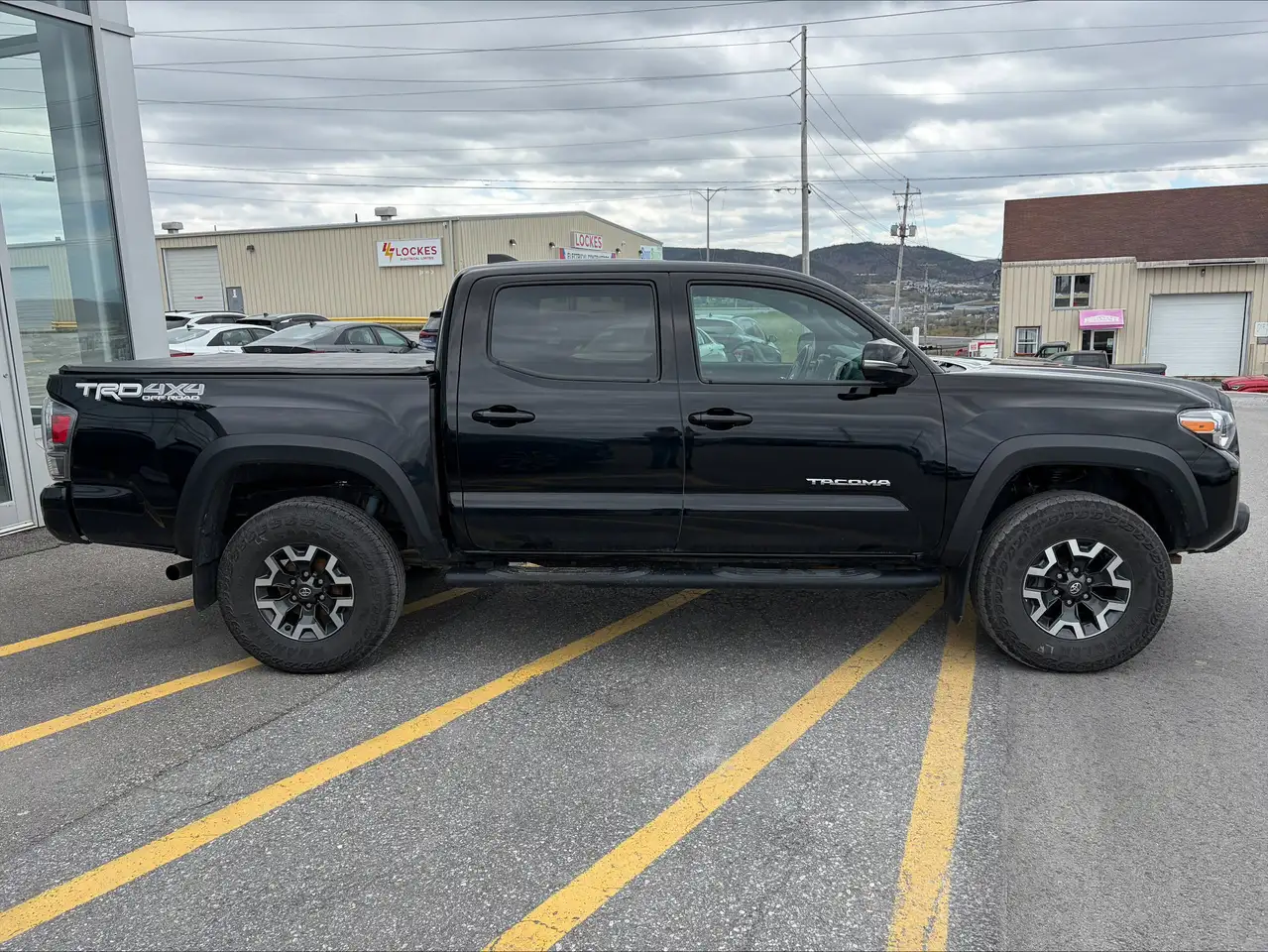 Toyota Tacoma снимка Toyota Tacoma