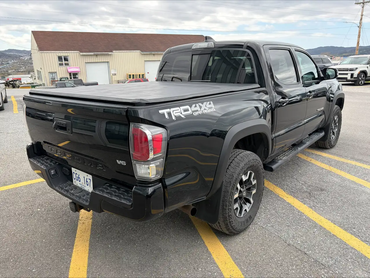 Toyota Tacoma снимка Toyota Tacoma