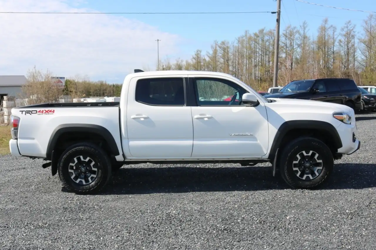 Toyota Tacoma снимка Toyota Tacoma