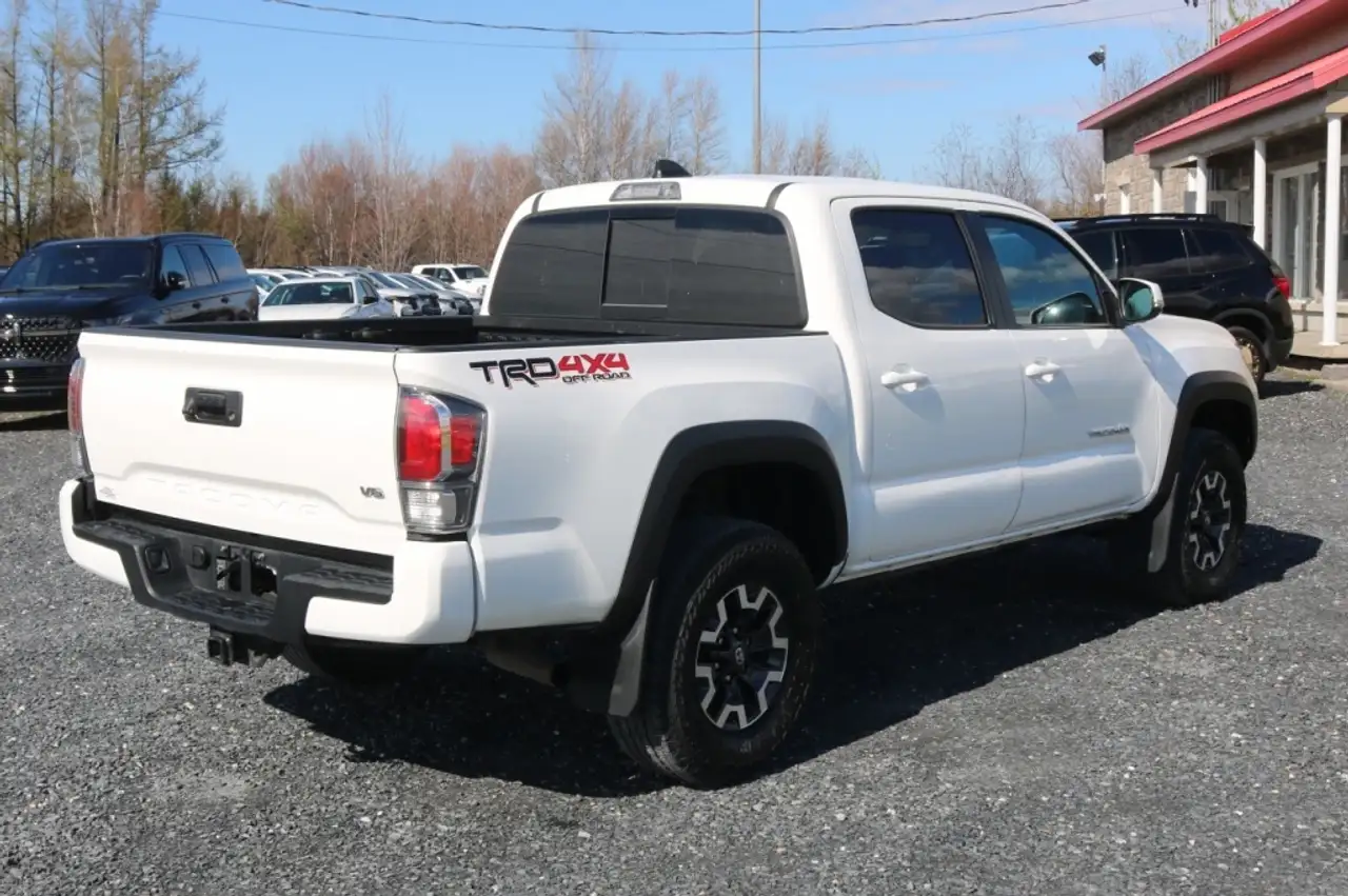 Toyota Tacoma снимка Toyota Tacoma