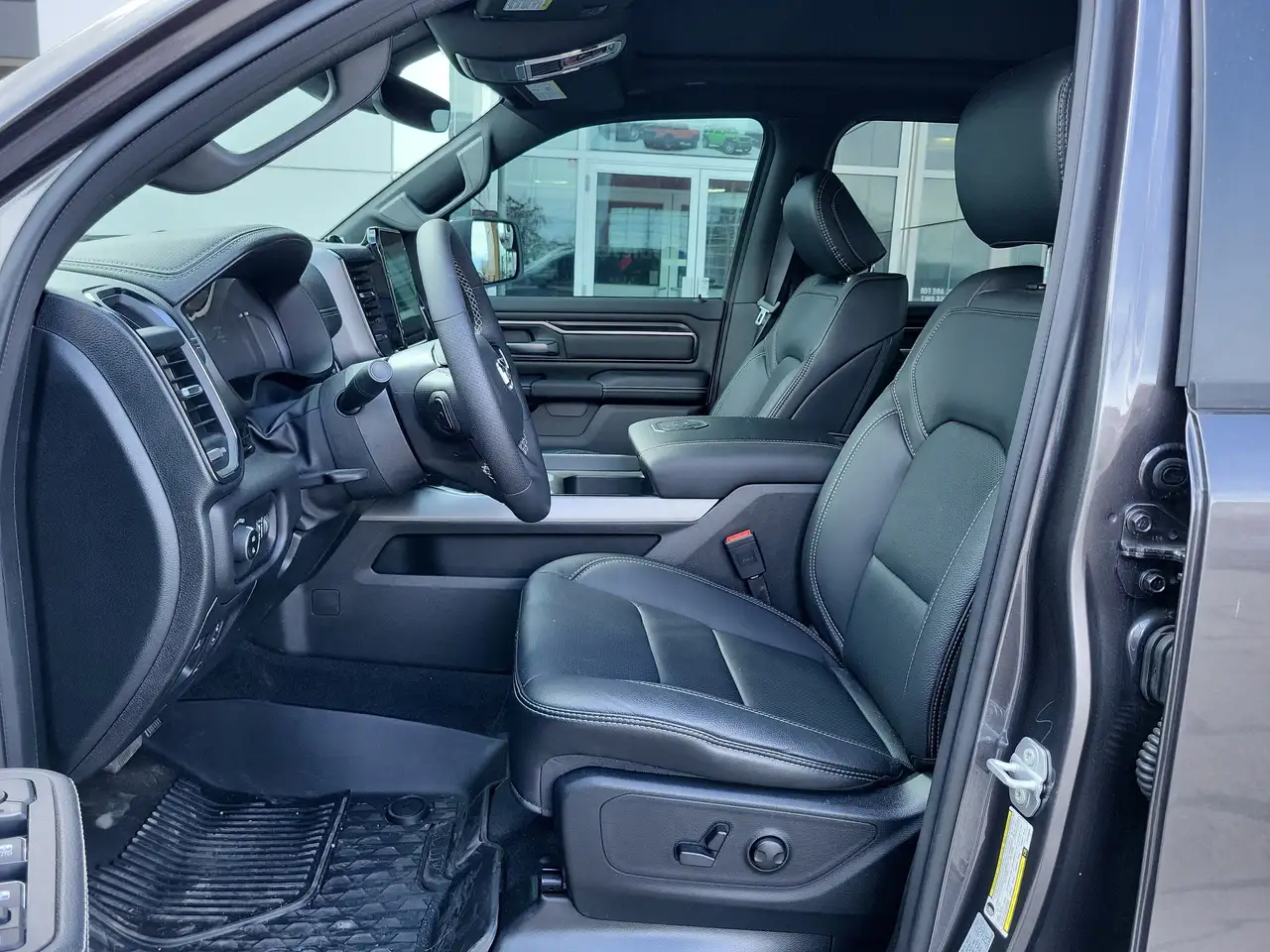 RAM 1500 fotografie RAM 1500