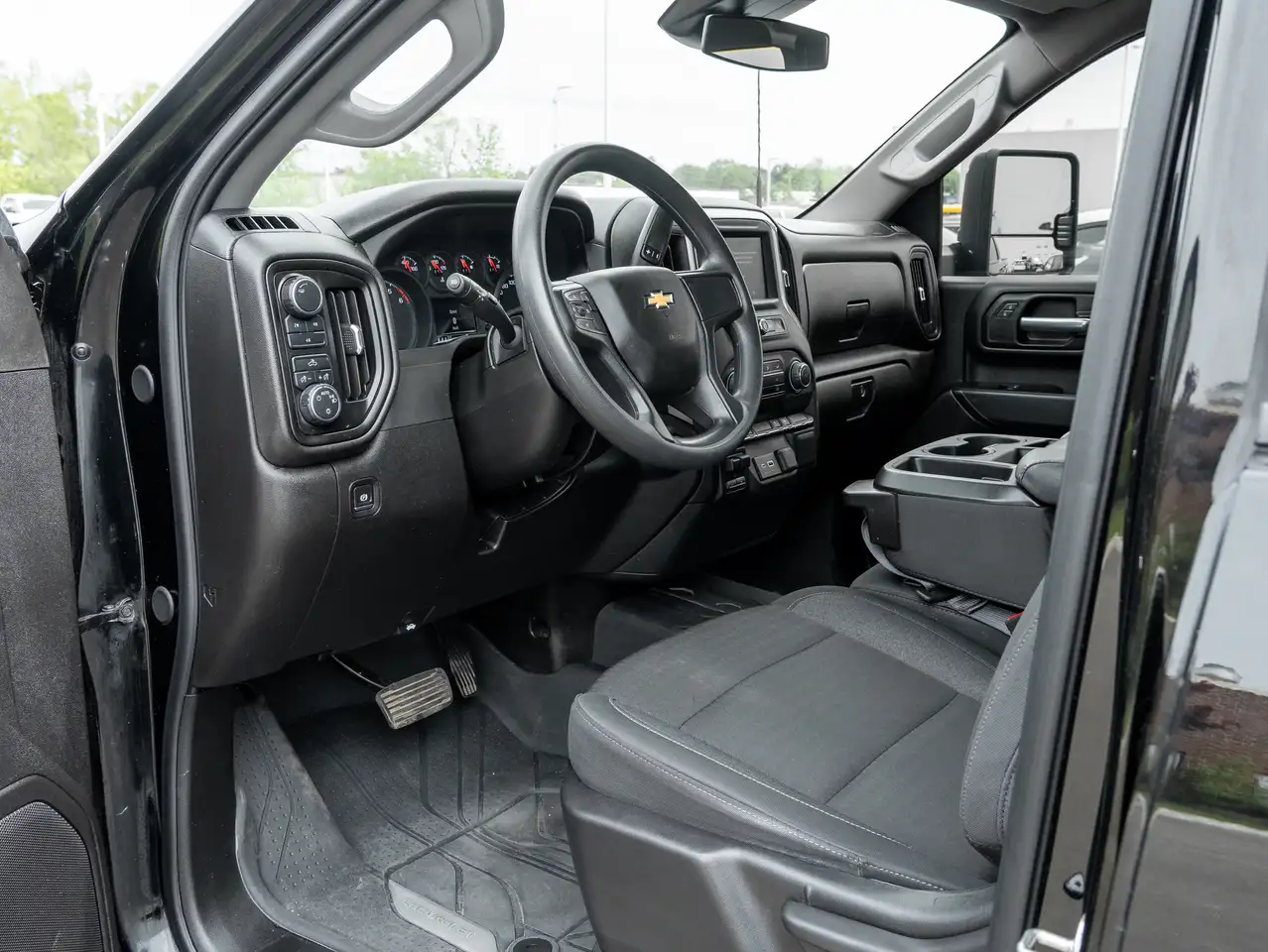 Chevrolet Silverado 2500 снимка Chevrolet Silverado 2500
