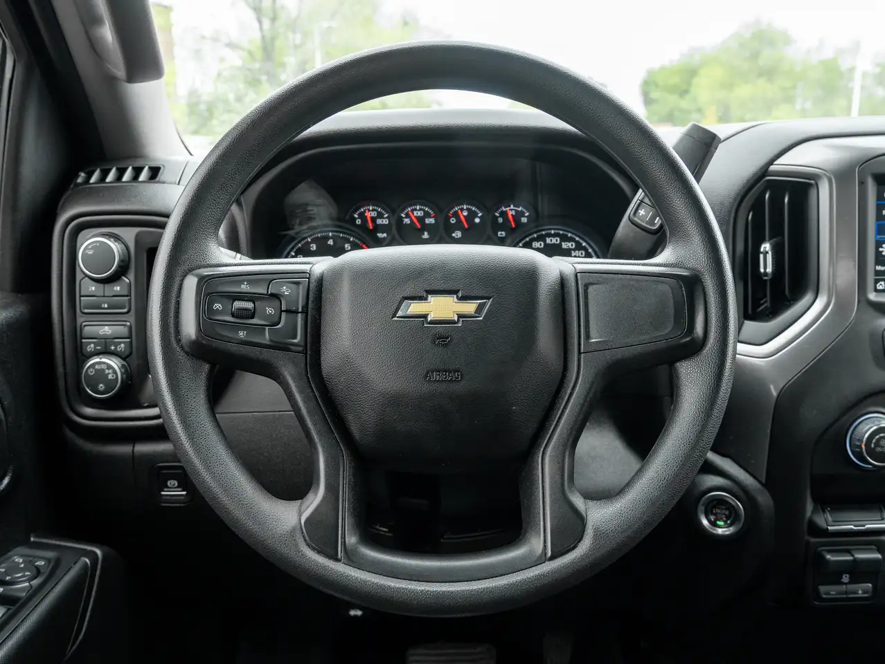 Chevrolet Silverado 2500 снимка Chevrolet Silverado 2500