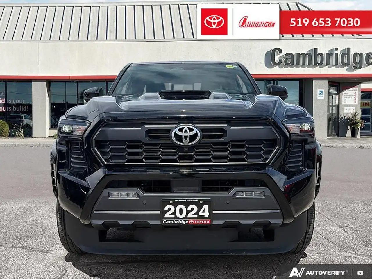 Toyota Tacoma снимка Toyota Tacoma