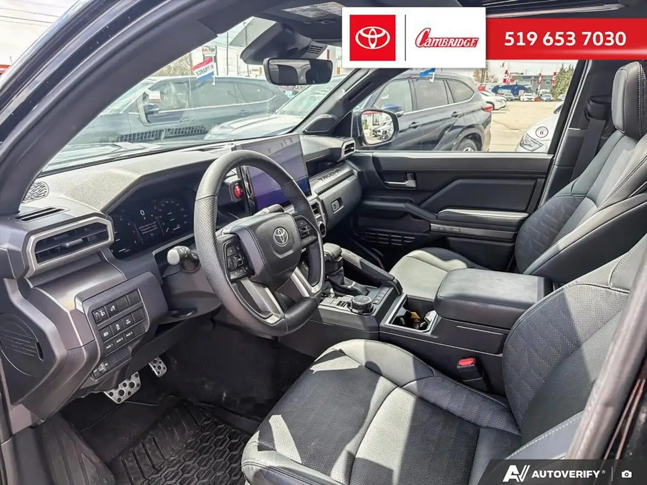 Toyota Tacoma снимка Toyota Tacoma