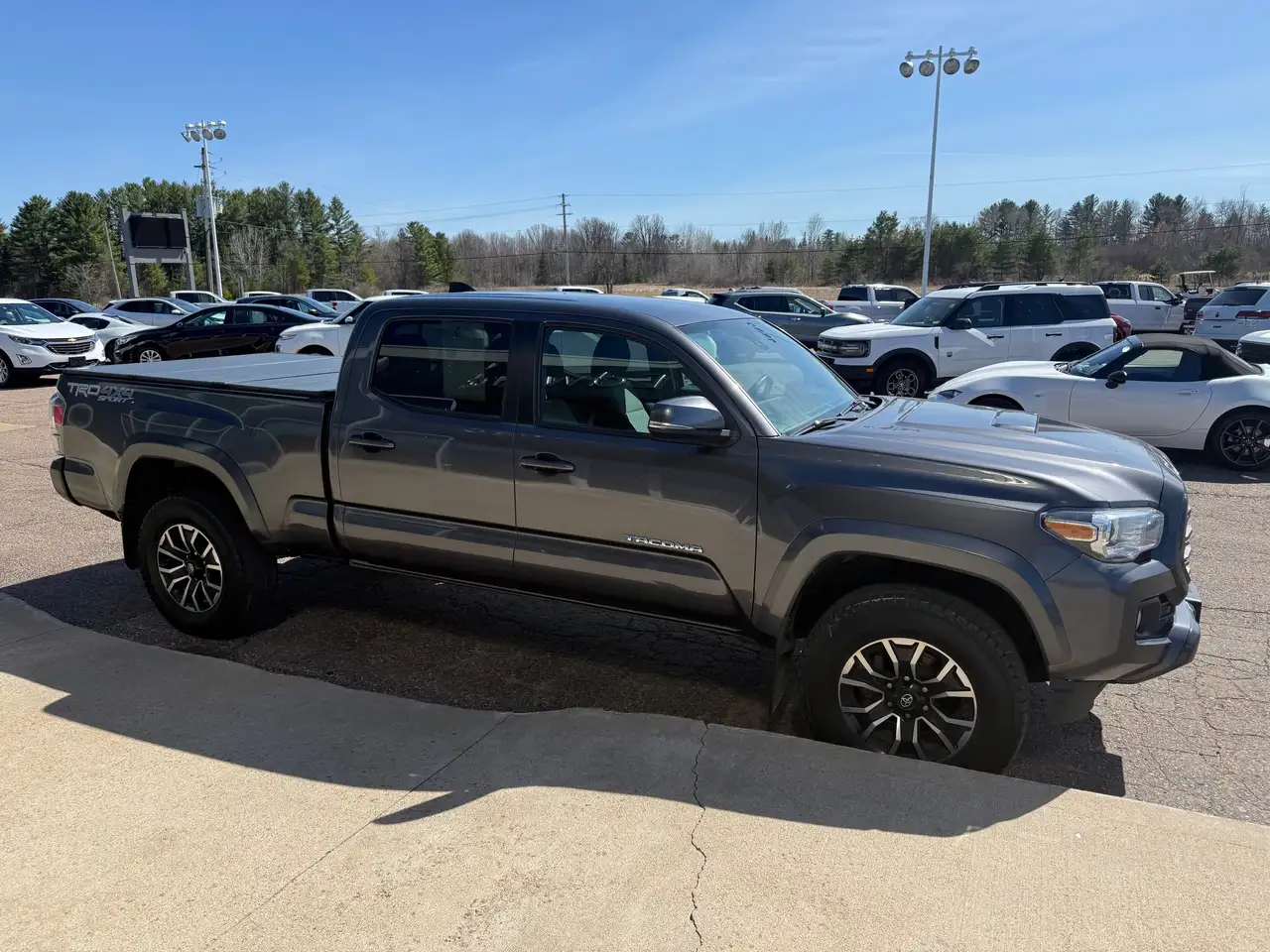 Toyota Tacoma снимка Toyota Tacoma
