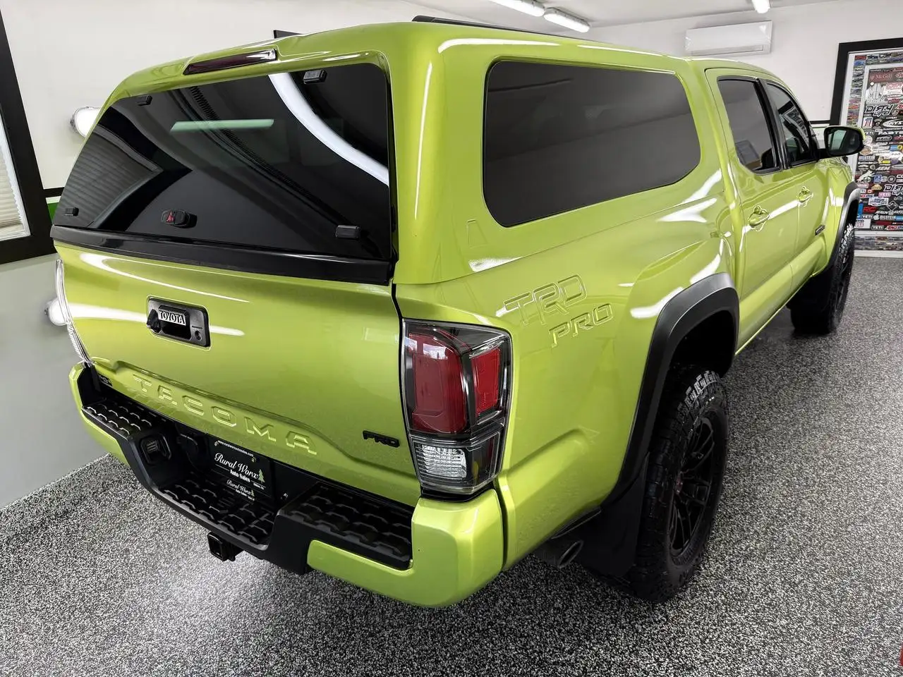 Toyota Tacoma снимка Toyota Tacoma