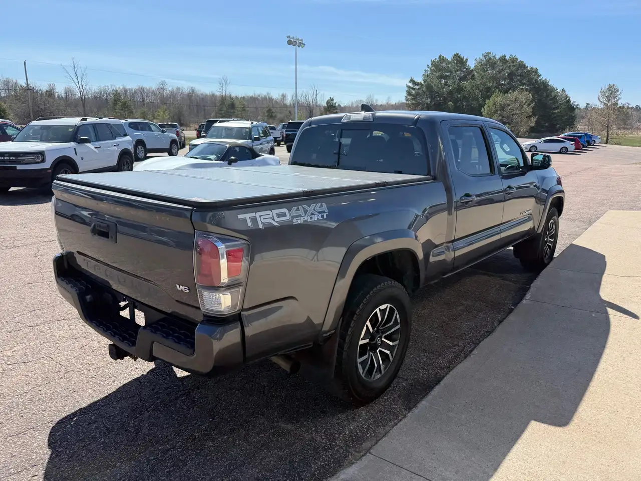 Toyota Tacoma снимка Toyota Tacoma