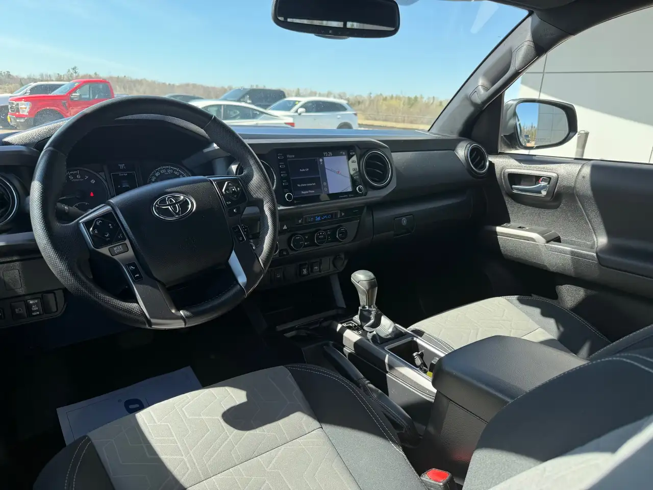 Toyota Tacoma снимка Toyota Tacoma
