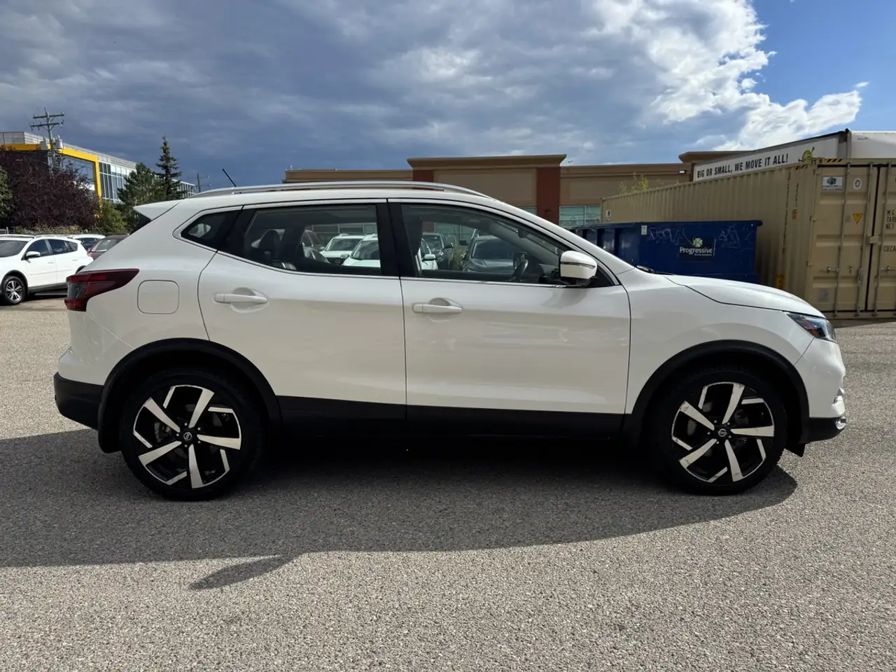 Nissan Qashqai photo Nissan Qashqai