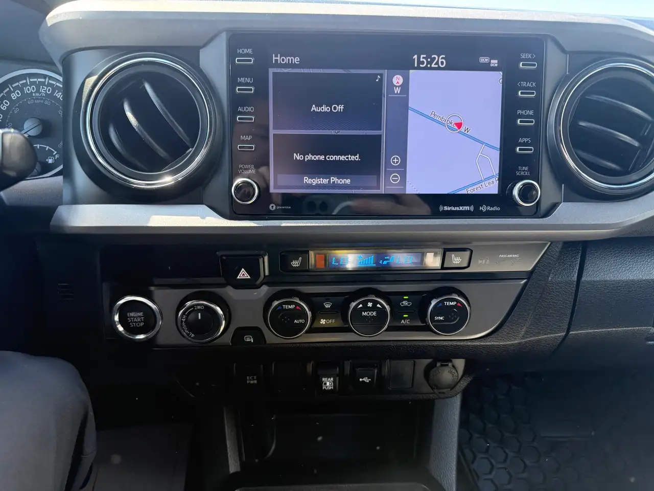 Toyota Tacoma снимка Toyota Tacoma
