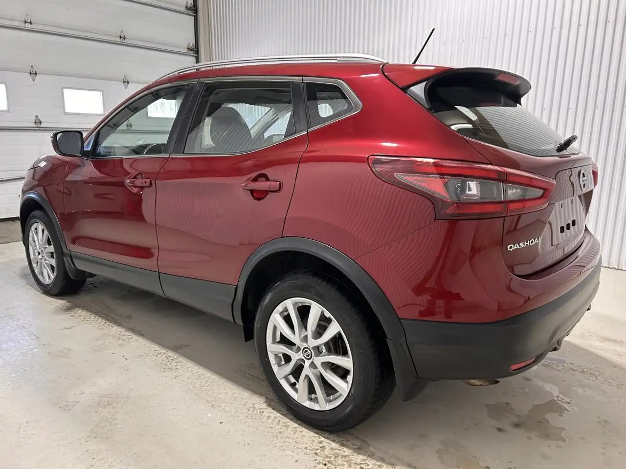 Nissan Qashqai снимка Nissan Qashqai